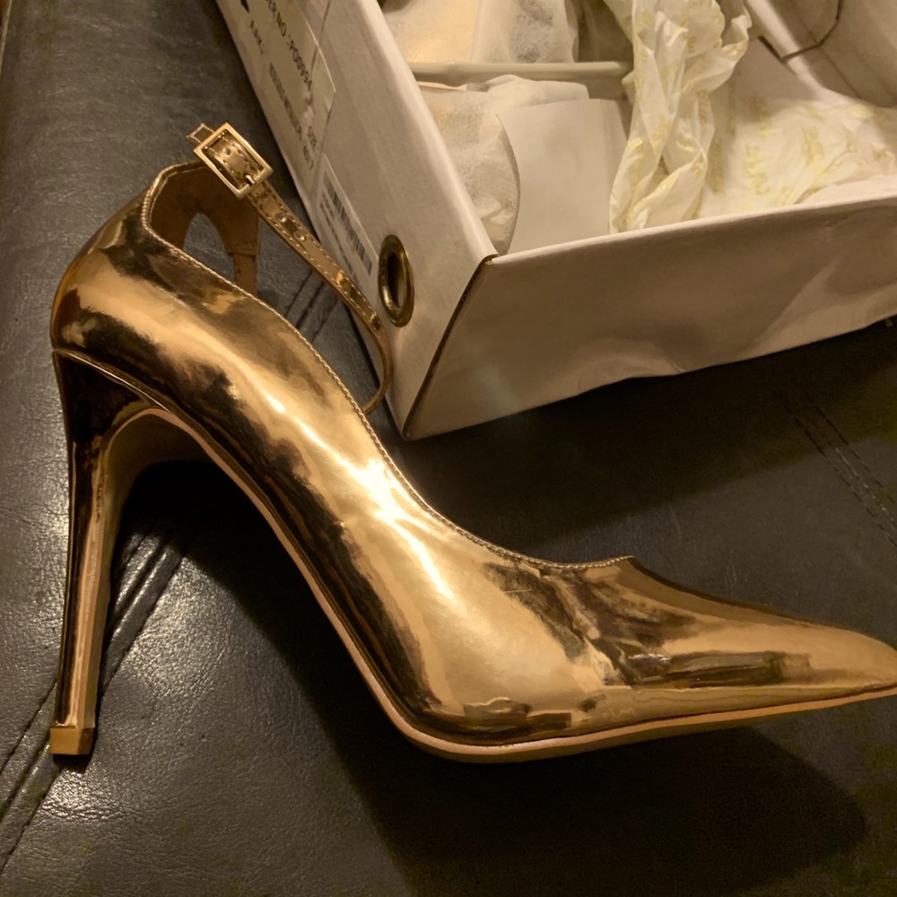 Rose gold 4” heel with strap ▪️